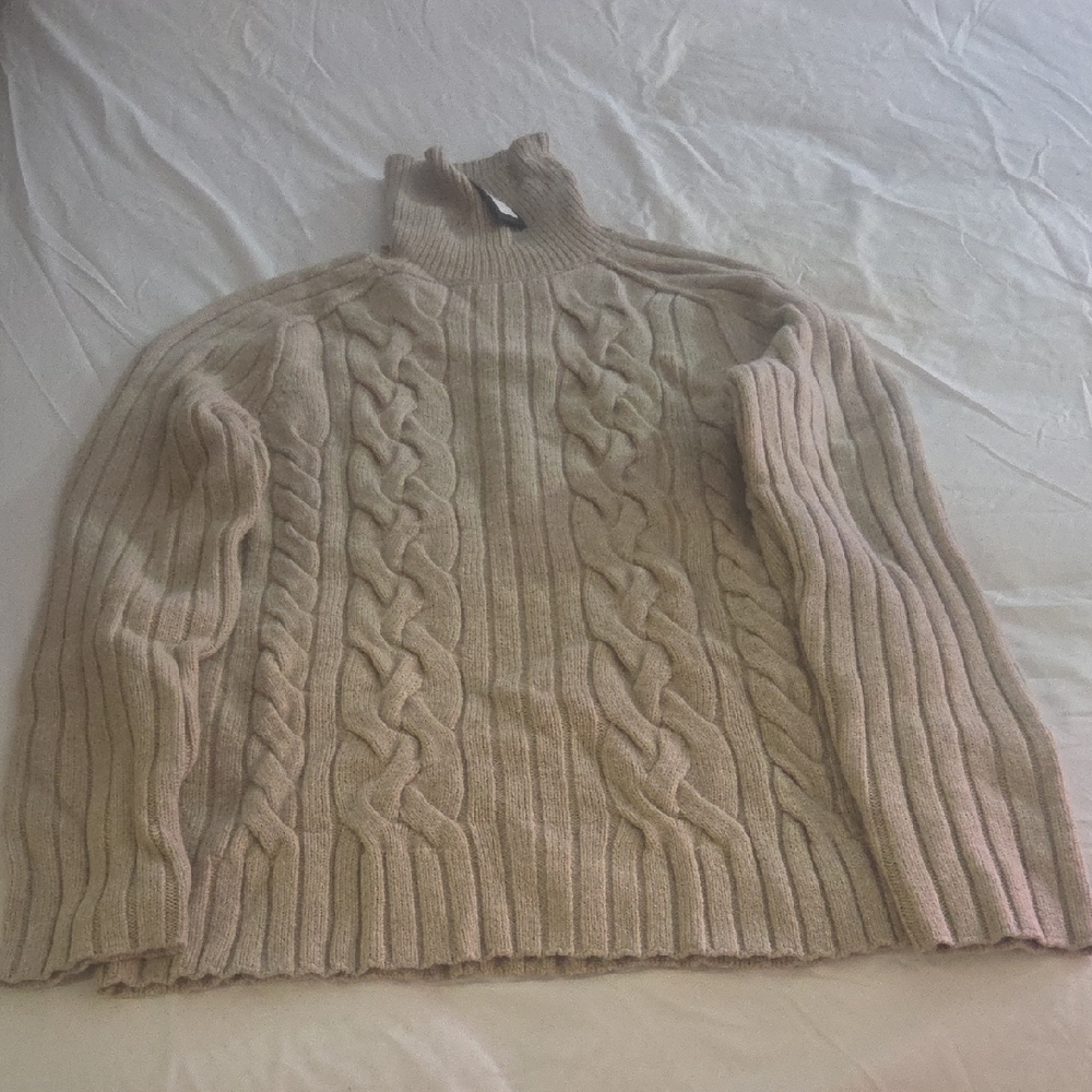 Banana Republic Beige Turtleneck Sweater